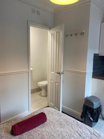 Circle Guest House Bed Only Southampton Pokoj fotografie